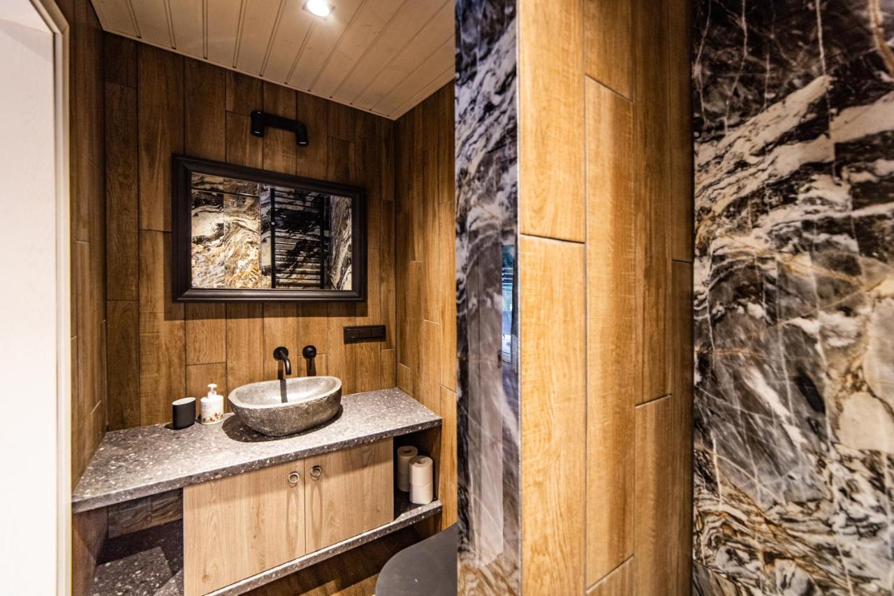 Soprano - 'virs Azuolu' - Forest - Free Jacuzzi Villa *