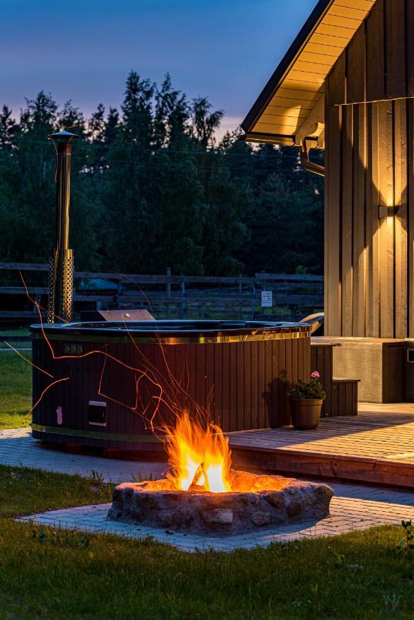 Villa Soprano - 'virs Azuolu' - Forest - Free Jacuzzi Paplatele