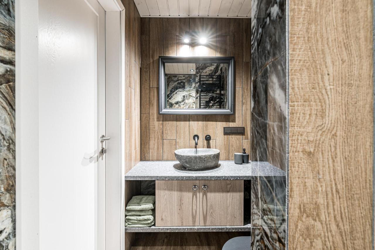 Soprano - 'virs Azuolu' - Forest - Free Jacuzzi Villa *